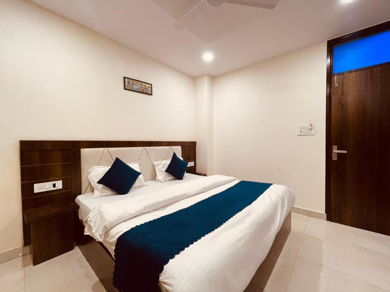 Wooibhotels The Divine Ganga Haridwār Eksteriør bilde