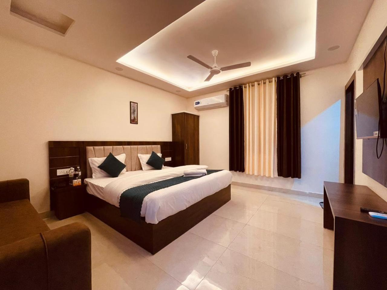 Wooibhotels The Divine Ganga Haridwār Eksteriør bilde